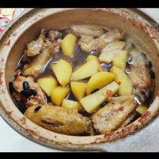 红烧鸡翅和鸡腿的做法-香辣味炖菜谱