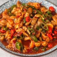 双椒辣子鸡丁的做法-香辣味炒菜谱