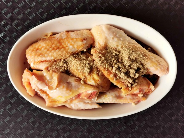 电饭锅版盐焗鸡的做法-咸鲜味煮菜谱