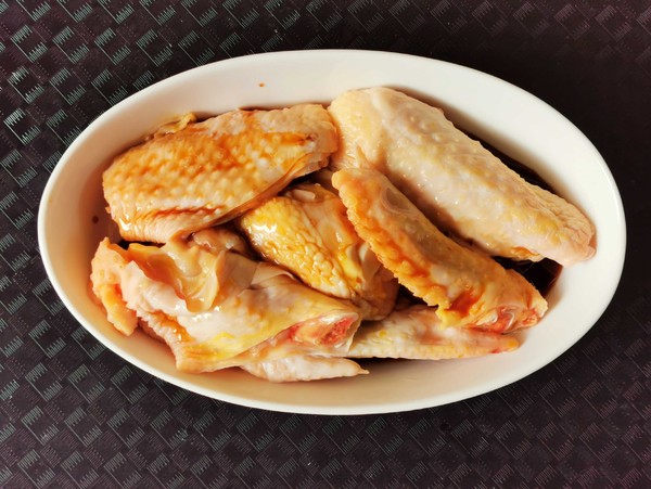 电饭锅版盐焗鸡的做法-咸鲜味煮菜谱