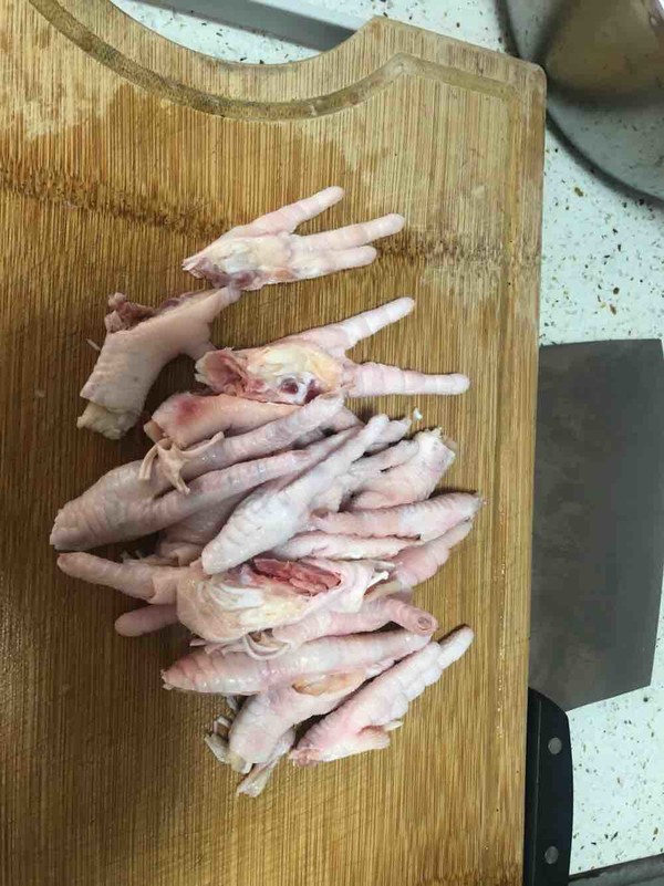红烧鸡爪的做法-家常味烧菜谱