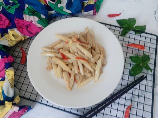 酸脆藕心菜的做法-酸辣味炒菜谱-易网健康养生网 酸脆藕心菜的做法-酸辣味炒菜谱