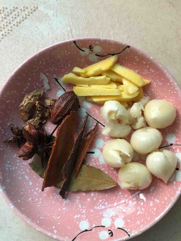 红烧牛腩（家常版）的做法-酱香味焖菜谱