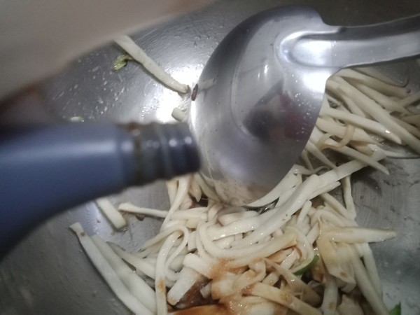 炒杏鲍菇的做法-咸鲜味炒菜谱