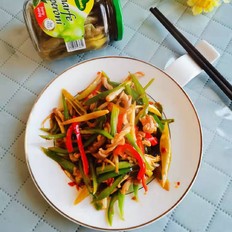 三椒红油肚片的做法-香辣味炒菜谱