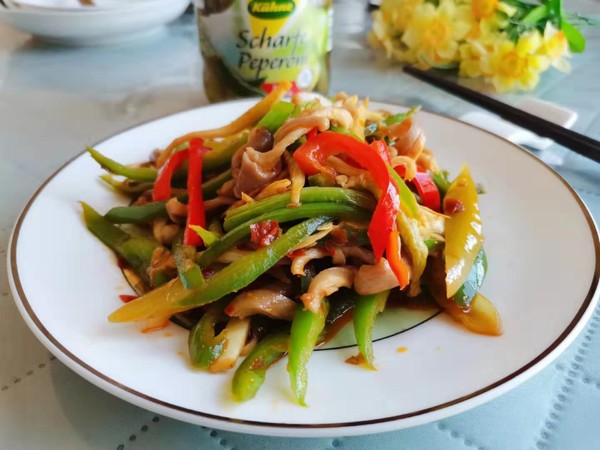 三椒红油肚片的做法-香辣味炒菜谱-易网健康养生网 三椒红油肚片的做法-香辣味炒菜谱