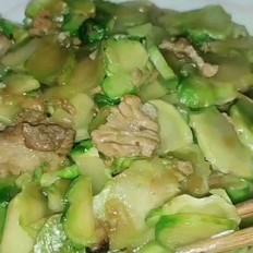 儿菜炒肉的做法-咸鲜味炒菜谱
