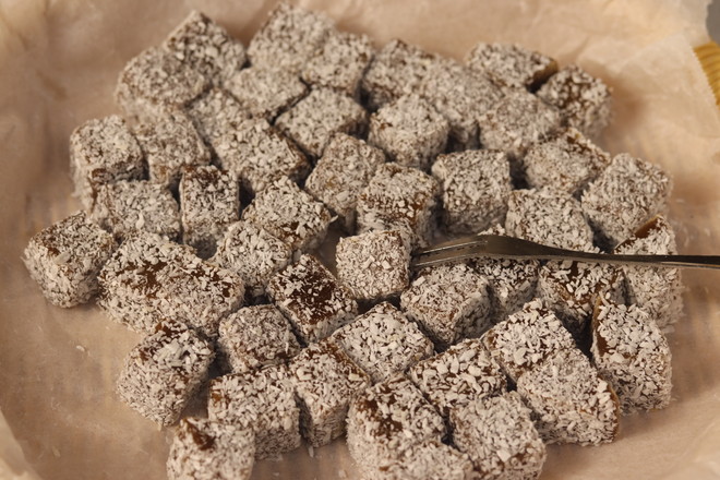红糖姜软糖的做法-姜汁味蒸菜谱-易网健康养生网 红糖姜软糖的做法-姜汁味蒸菜谱