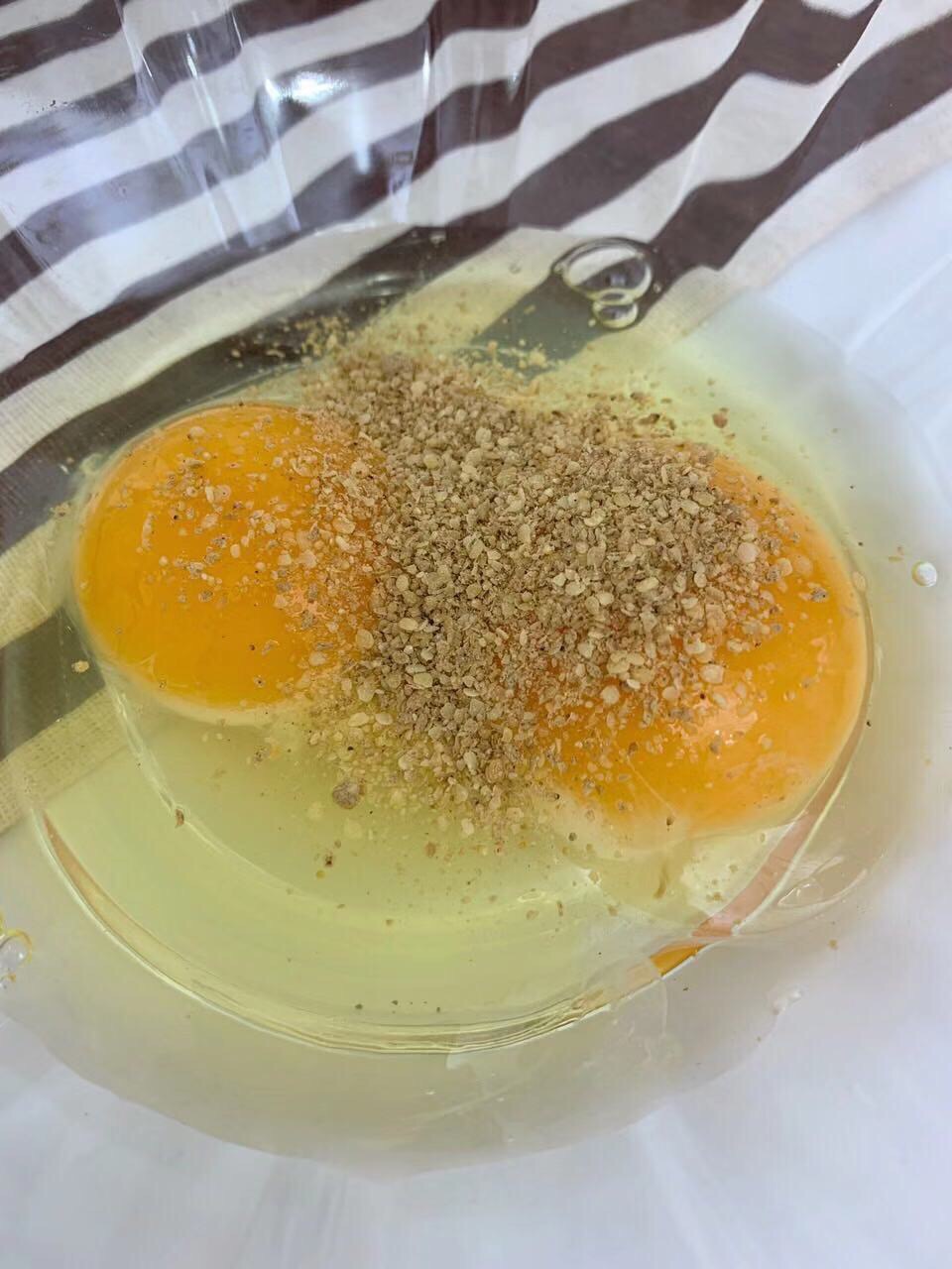 宝宝辅食  银鱼秋葵煎蛋的做法-家常味煎菜谱