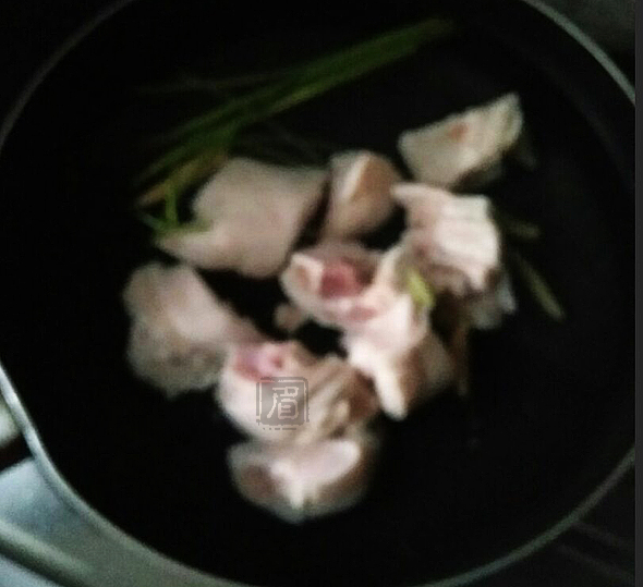 烤猪蹄的做法-咸鲜味烤菜谱