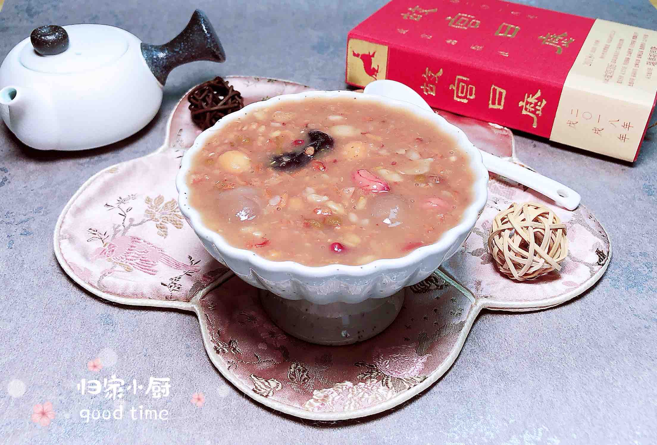腊八粥(补血补气)的做法-甜味煮菜谱-易网健康养生网 腊八粥(补血补气)的做法-甜味煮菜谱