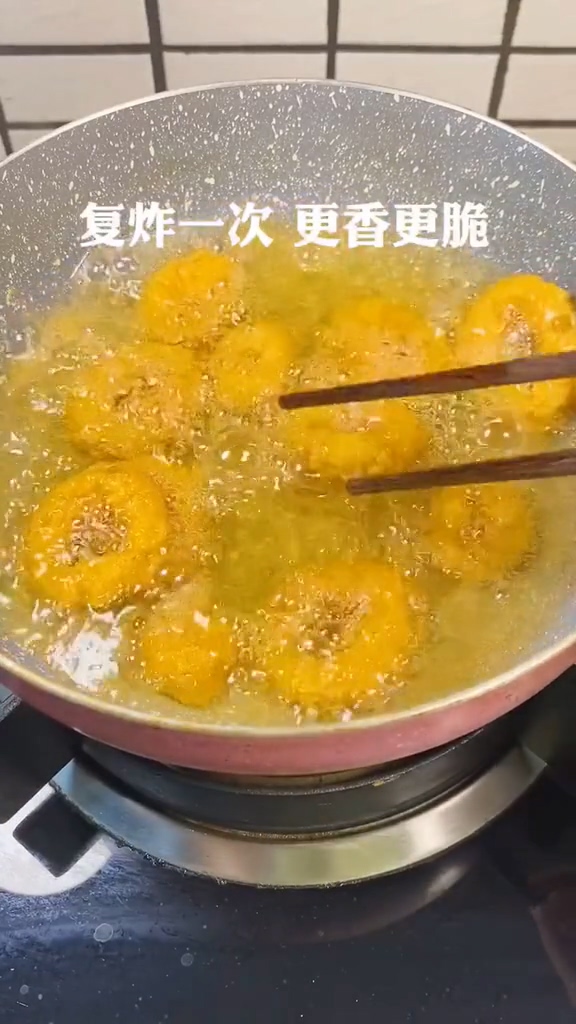 鱿鱼圈的做法-家常味炸菜谱