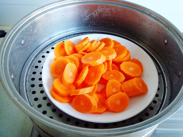 蒸胡萝卜丸子的做法-甜味蒸菜谱