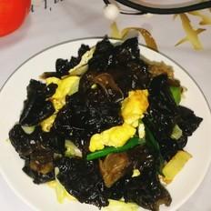 葱香木耳鸡蛋的做法-家常味炒菜谱