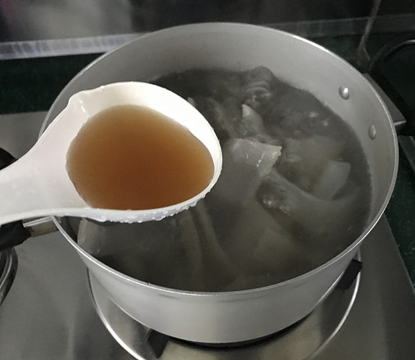 Q弹猪皮冻的做法-酸辣味冻菜谱