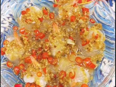 蒜蓉粉丝蒸虾的做法-香辣味蒸菜谱
