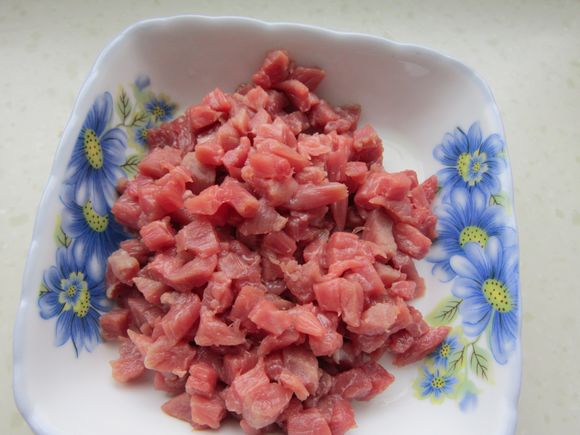 牛肉夹饼的做法-家常味炒菜谱