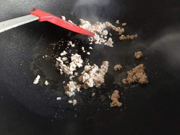 水晶土豆丸子的做法-家常味蒸菜谱