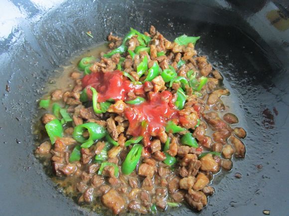 牛肉夹饼的做法-家常味炒菜谱