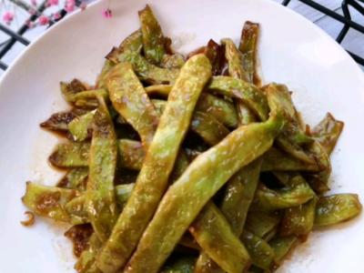 油焖豆角的做法-家常味焖菜谱