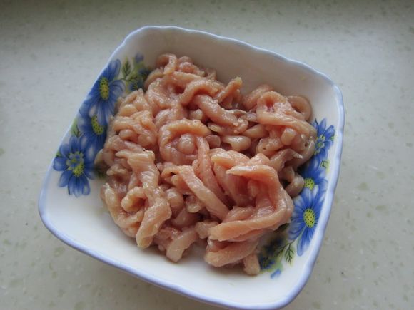 橙子皮炒肉丝的做法-家常味炒菜谱