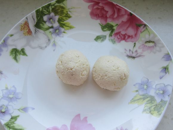 豆腐肉丸的做法-家常味炸菜谱-易网健康养生网 豆腐肉丸的做法-家常味炸菜谱