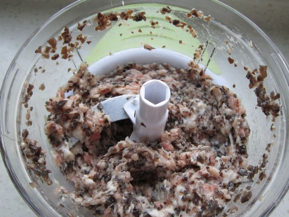豆腐肉丸的做法-家常味炸菜谱-易网健康养生网 豆腐肉丸的做法-家常味炸菜谱