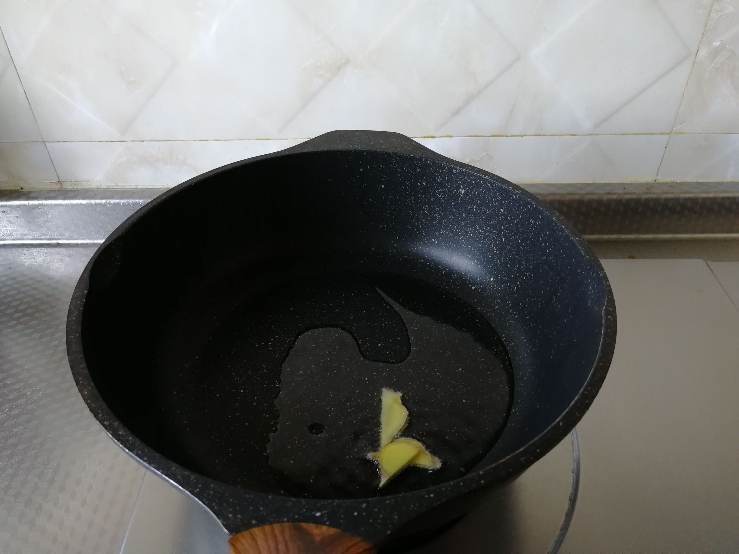 青椒炒肉丝的做法-咸鲜味炒菜谱