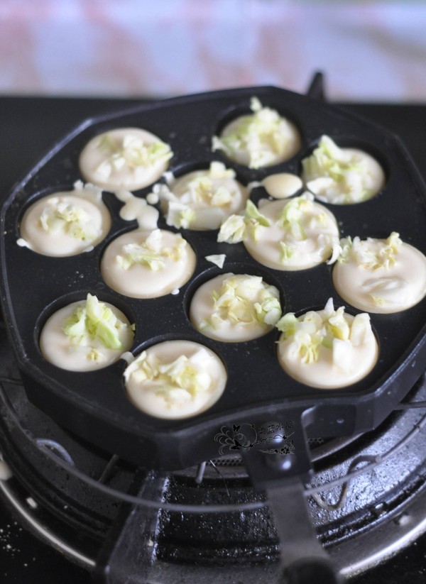 鹌鹑蛋小丸子的做法-家常味煎菜谱