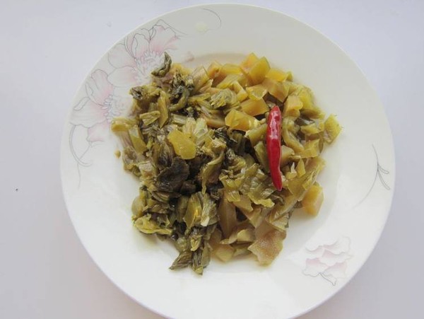 香辣酸菜肉片的做法-香辣味煮菜谱-易网健康养生网 香辣酸菜肉片的做法-香辣味煮菜谱