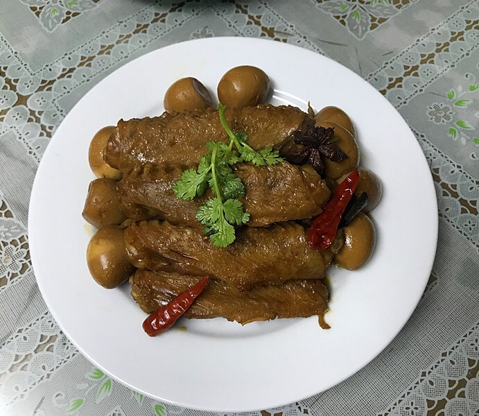 鹌鹑蛋卤鸭四件的做法-咸鲜味卤菜谱-易网健康养生网 鹌鹑蛋卤鸭四件的做法-咸鲜味卤菜谱