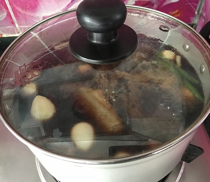 鹌鹑蛋卤鸭四件的做法-咸鲜味卤菜谱-易网健康养生网 鹌鹑蛋卤鸭四件的做法-咸鲜味卤菜谱