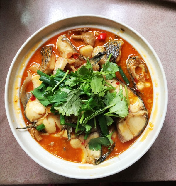 肥肠煮黑鱼的做法-香辣味煮菜谱-易网健康养生网 肥肠煮黑鱼的做法-香辣味煮菜谱