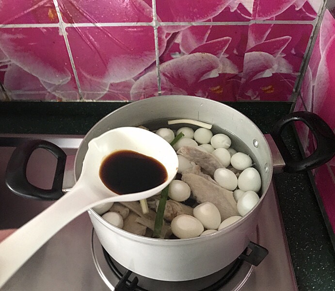 鹌鹑蛋卤鸭四件的做法-咸鲜味卤菜谱-易网健康养生网 鹌鹑蛋卤鸭四件的做法-咸鲜味卤菜谱