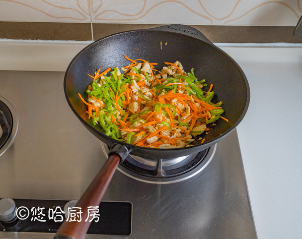 鱼香鸡丝的做法-家常味炒菜谱