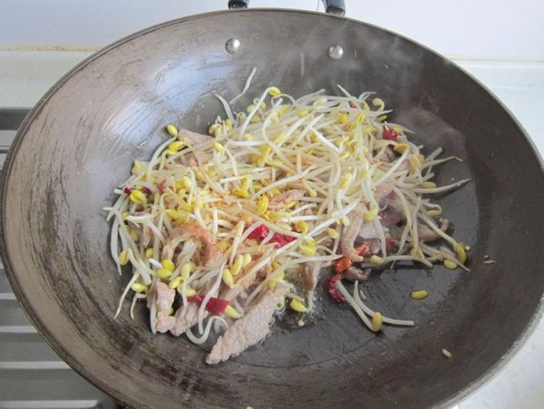 黄豆芽韭菜炒肉的做法-家常味炒菜谱