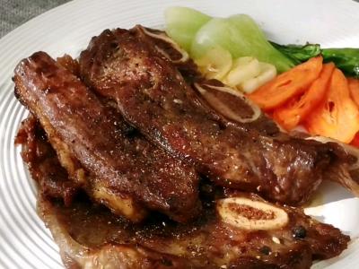香煎牛仔骨的做法-黑椒味煎菜谱