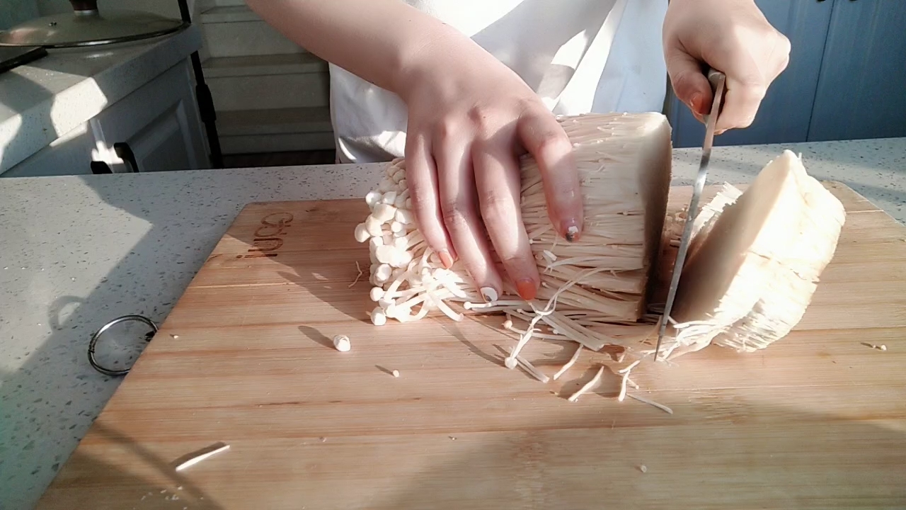 锡纸金针菇的做法-家常味烤菜谱