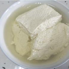 如何自己在家点豆花,做豆腐的做法-麻辣味煮菜谱