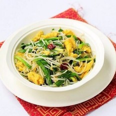 韭菜绿豆芽炒鸡蛋的做法-家常味炒菜谱