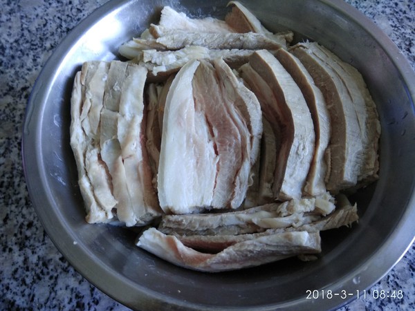 扣五花肉的做法-家常味其它工艺菜谱