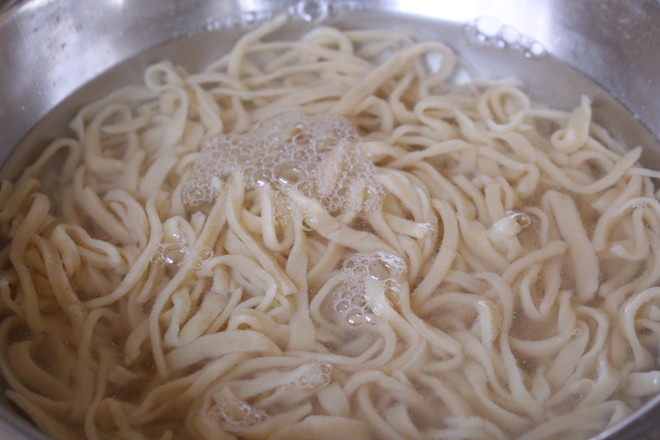 茄子丁肉丁打卤面的做法-家常味炒菜谱