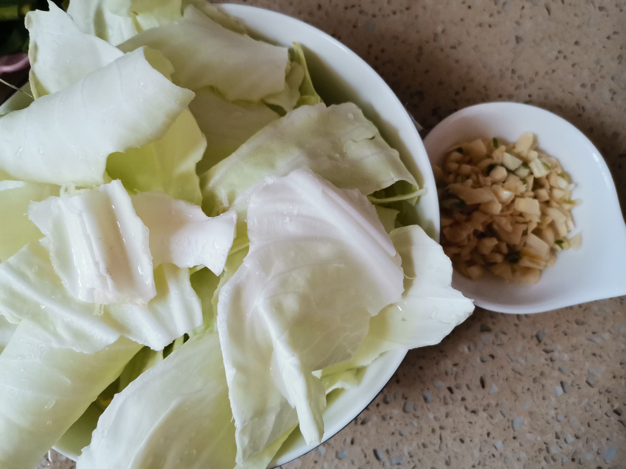 手撕包菜的做法-甜味炒菜谱