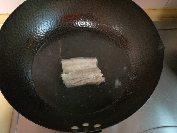 回锅肉炒长豆角的做法-家常味炒菜谱-易网健康养生网 回锅肉炒长豆角的做法-家常味炒菜谱