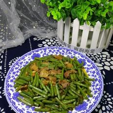 回锅肉炒长豆角的做法-家常味炒菜谱