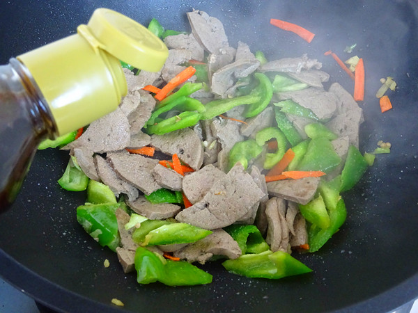 小炒羊肝的做法-咸鲜味炒菜谱