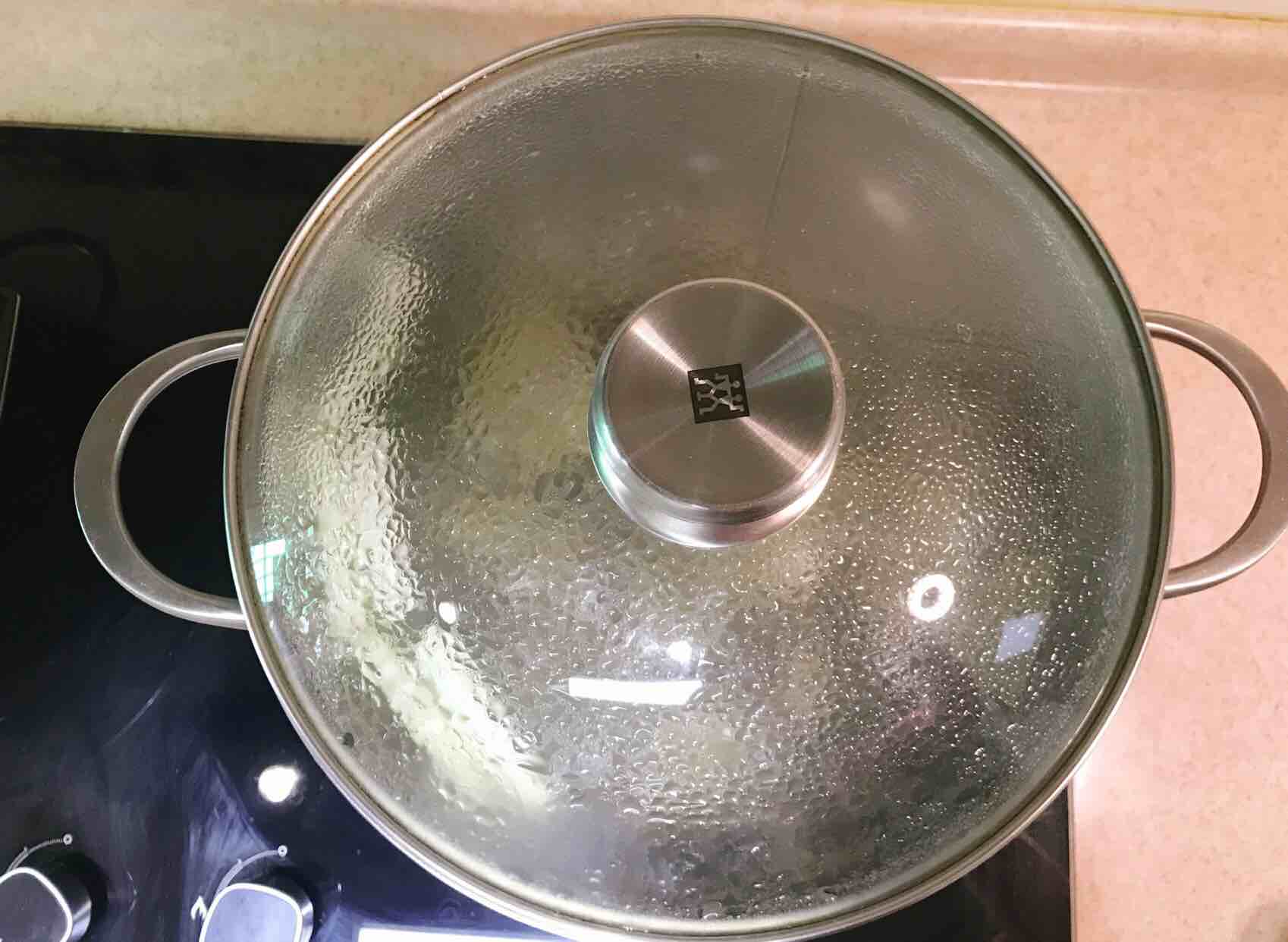 牛尾骨炖萝卜的做法-家常味炖菜谱-易网健康养生网 牛尾骨炖萝卜的做法-家常味炖菜谱