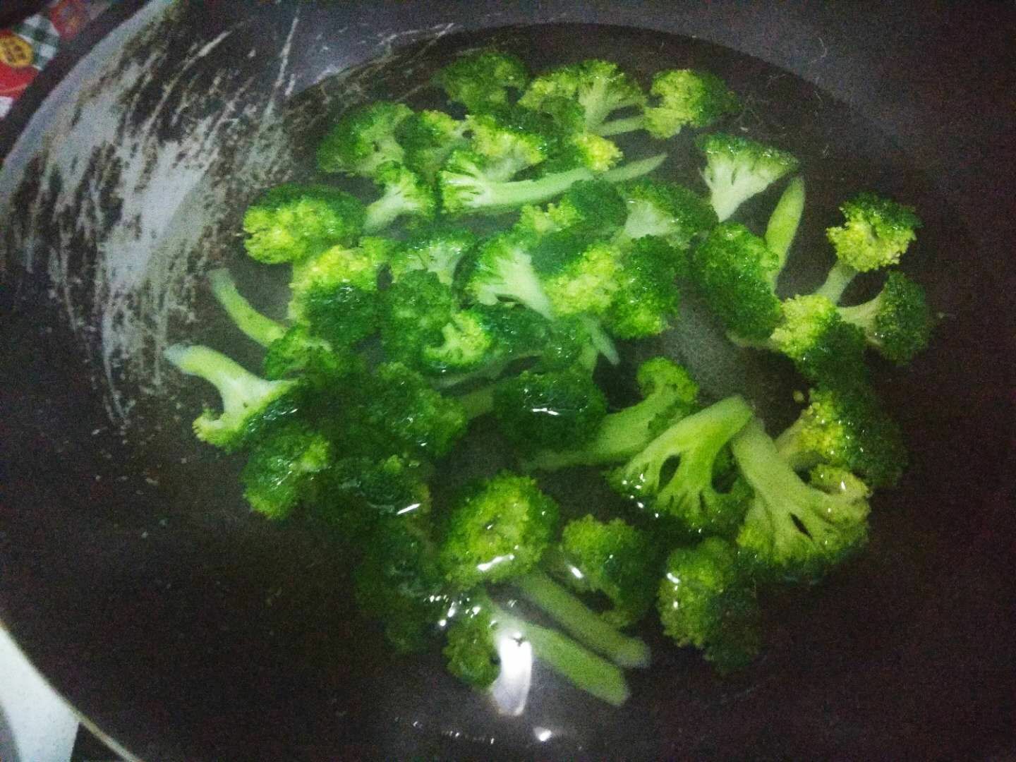 麻酱西兰花的做法-麻酱味其它工艺菜谱