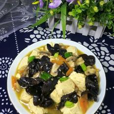 木耳口蘑熘豆腐的做法-家常味熘菜谱
