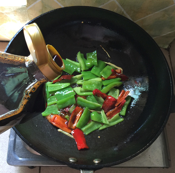 紫苏煎鸡蛋的做法-家常味煎菜谱